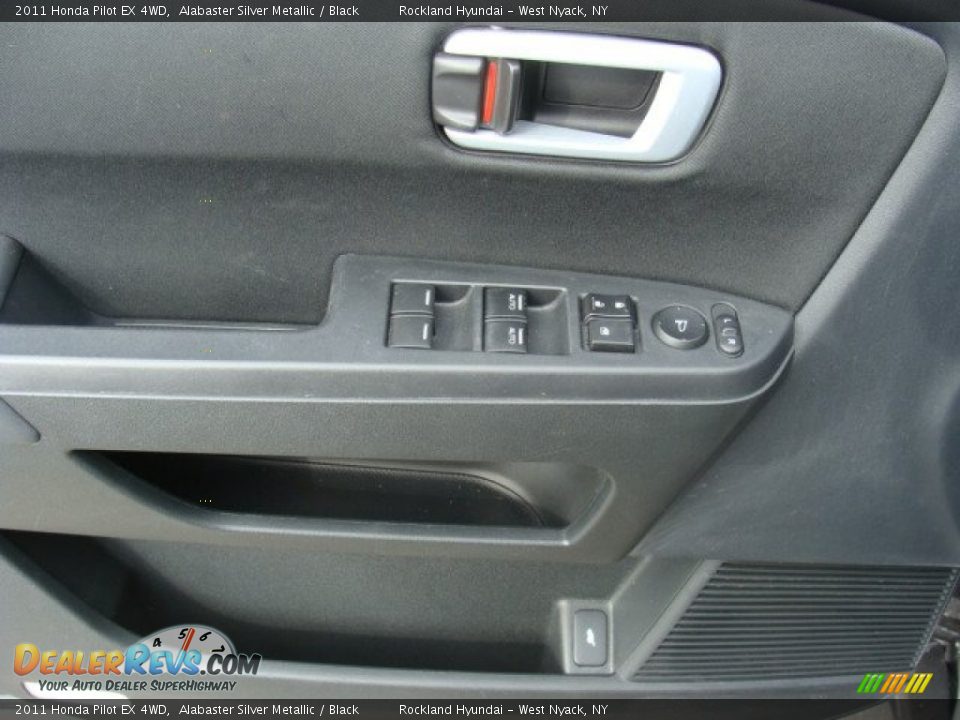 2011 Honda Pilot EX 4WD Alabaster Silver Metallic / Black Photo #8