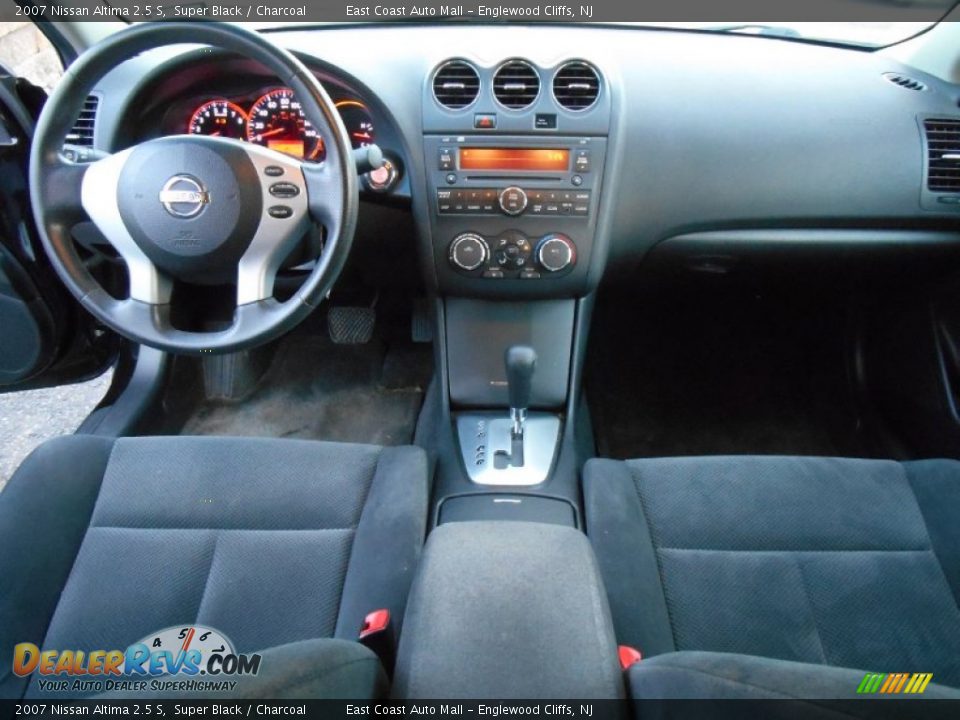 2007 Nissan Altima 2.5 S Super Black / Charcoal Photo #9