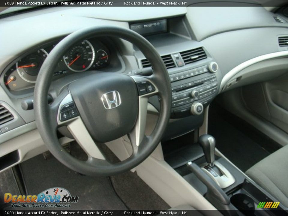 2009 Honda Accord EX Sedan Polished Metal Metallic / Gray Photo #9