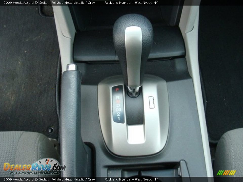 2009 Honda Accord EX Sedan Polished Metal Metallic / Gray Photo #18