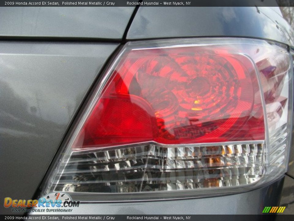 2009 Honda Accord EX Sedan Polished Metal Metallic / Gray Photo #21