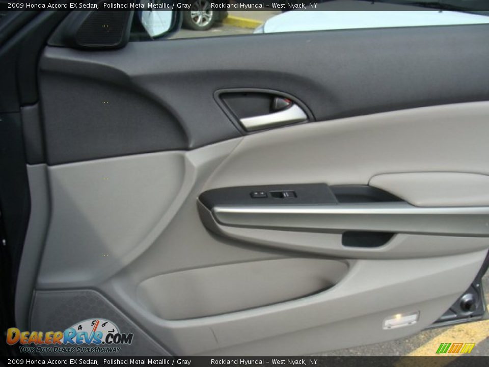 2009 Honda Accord EX Sedan Polished Metal Metallic / Gray Photo #23