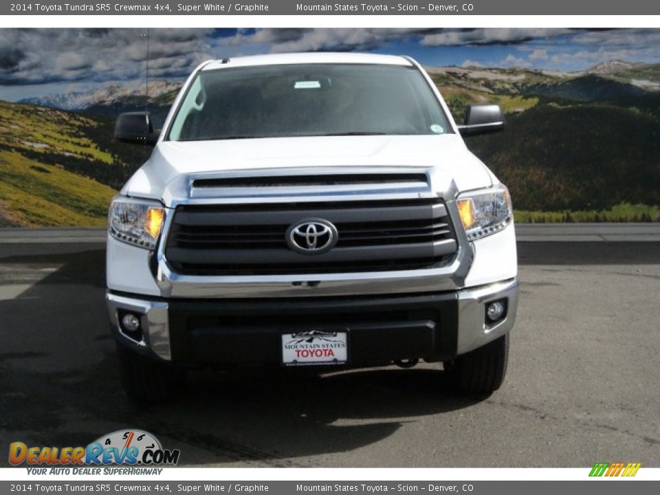 2014 Toyota Tundra SR5 Crewmax 4x4 Super White / Graphite Photo #2