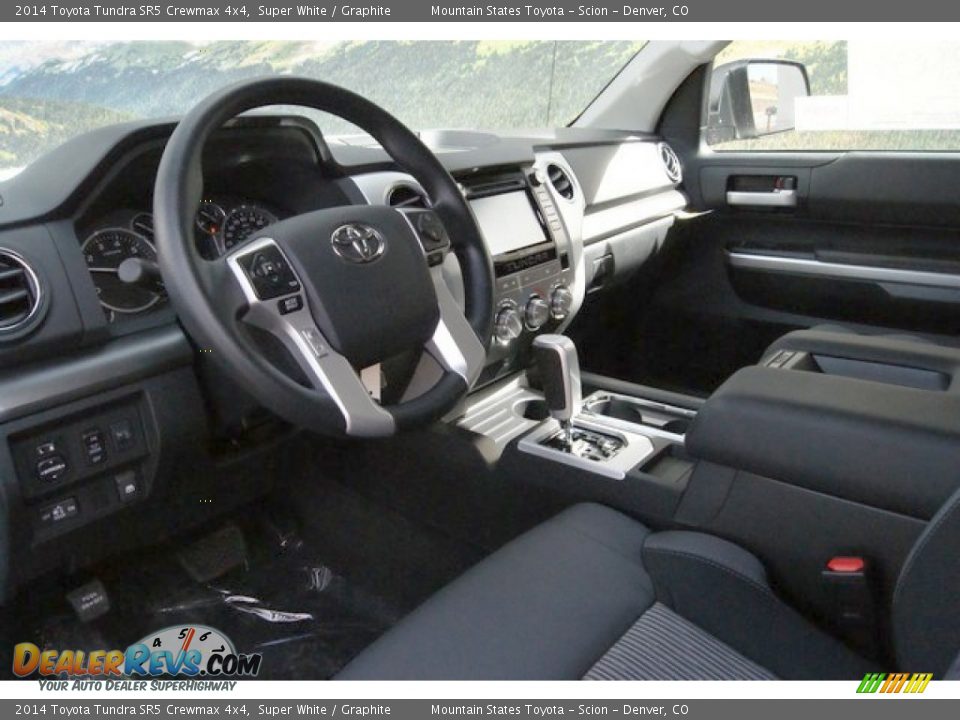 2014 Toyota Tundra SR5 Crewmax 4x4 Super White / Graphite Photo #5