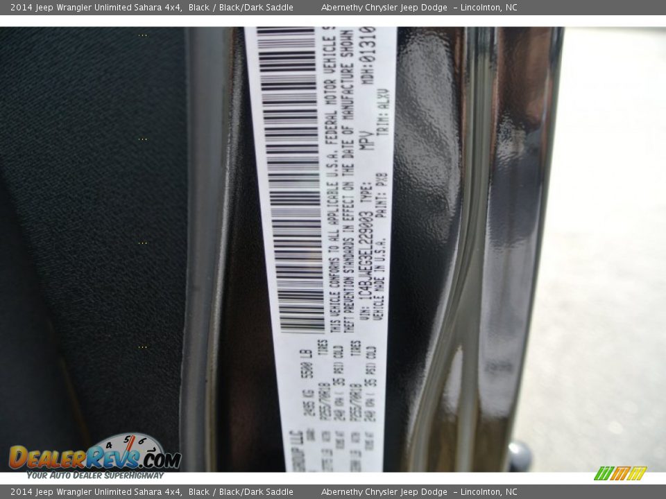 2014 Jeep Wrangler Unlimited Sahara 4x4 Black / Black/Dark Saddle Photo #8