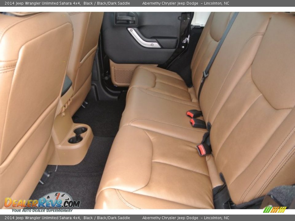 2014 Jeep Wrangler Unlimited Sahara 4x4 Black / Black/Dark Saddle Photo #16