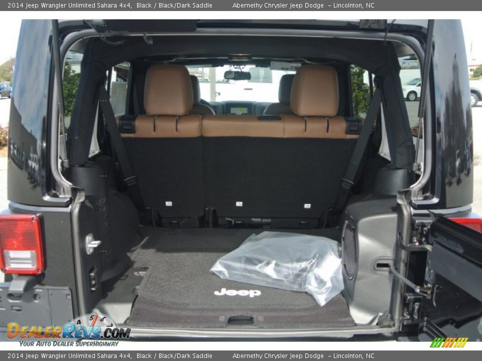 2014 Jeep Wrangler Unlimited Sahara 4x4 Black / Black/Dark Saddle Photo #17
