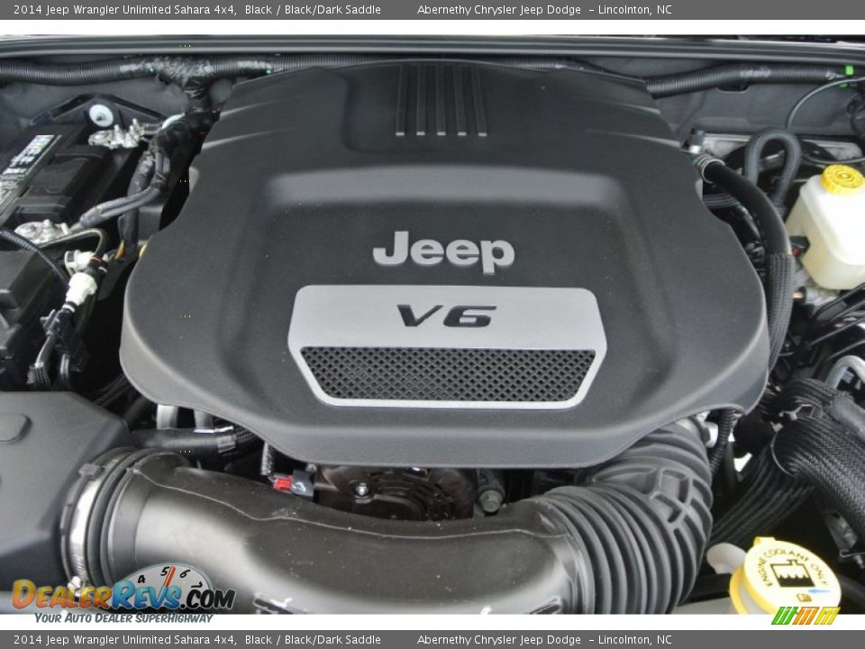 2014 Jeep Wrangler Unlimited Sahara 4x4 Black / Black/Dark Saddle Photo #22