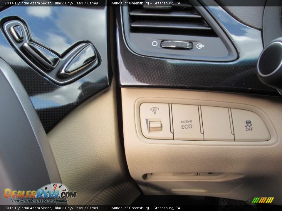 Controls of 2014 Hyundai Azera Sedan Photo #17