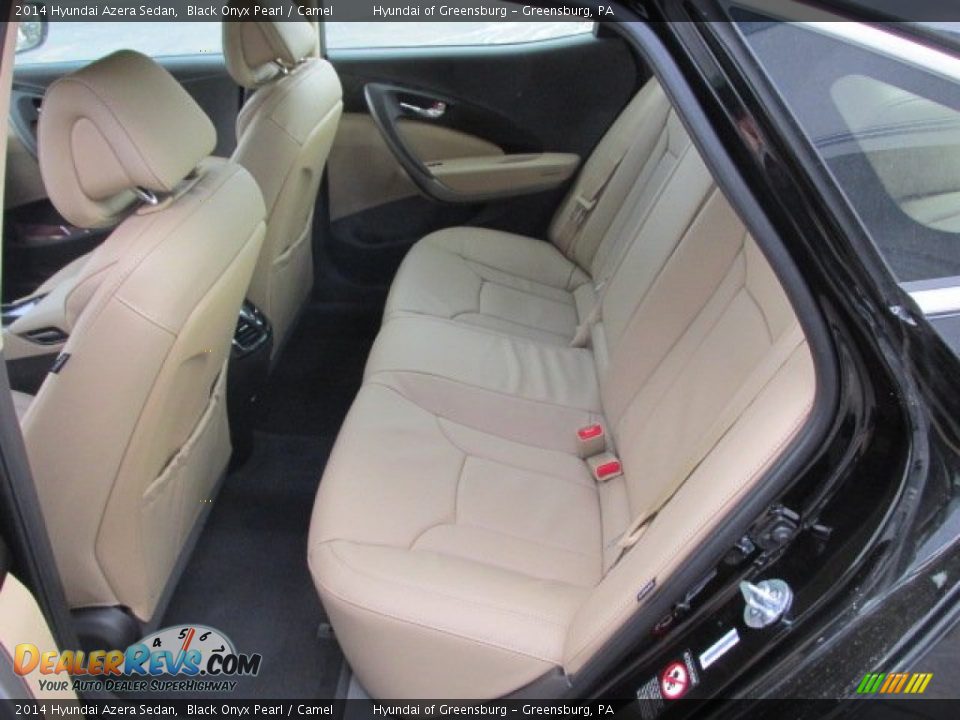 Rear Seat of 2014 Hyundai Azera Sedan Photo #18