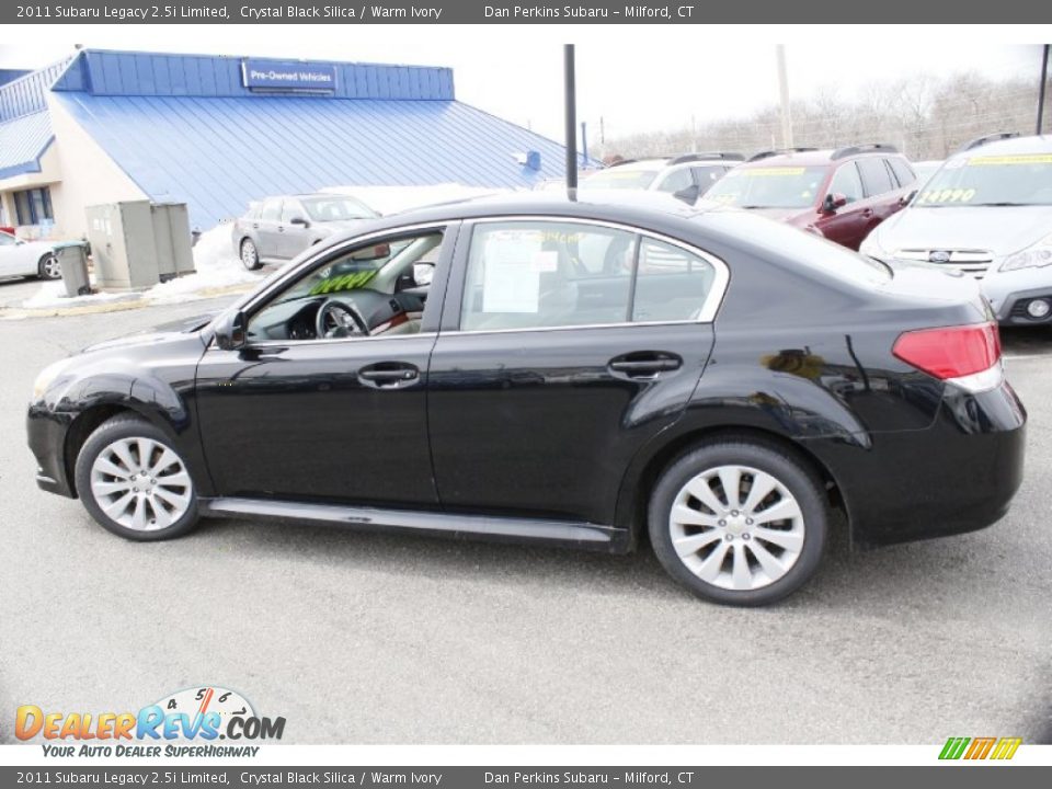 2011 Subaru Legacy 2.5i Limited Crystal Black Silica / Warm Ivory Photo #12