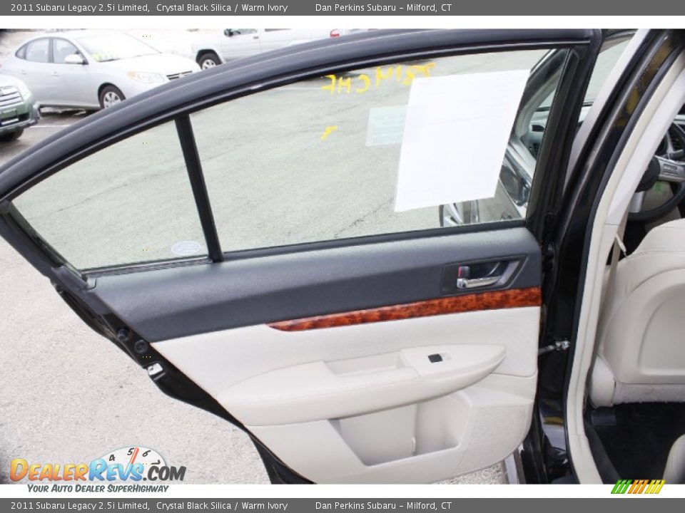2011 Subaru Legacy 2.5i Limited Crystal Black Silica / Warm Ivory Photo #20
