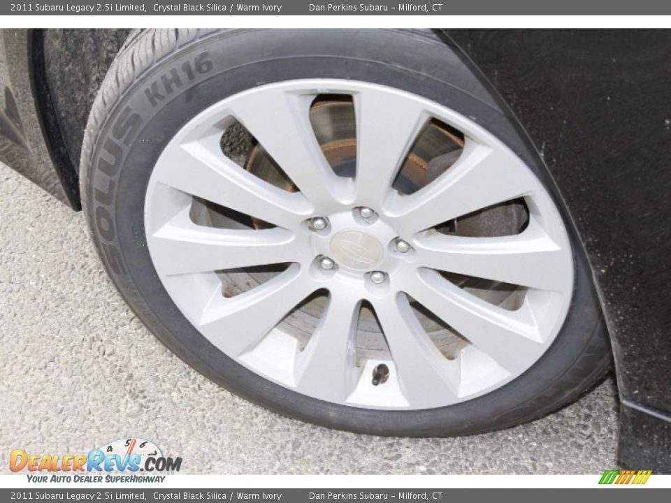 2011 Subaru Legacy 2.5i Limited Crystal Black Silica / Warm Ivory Photo #22