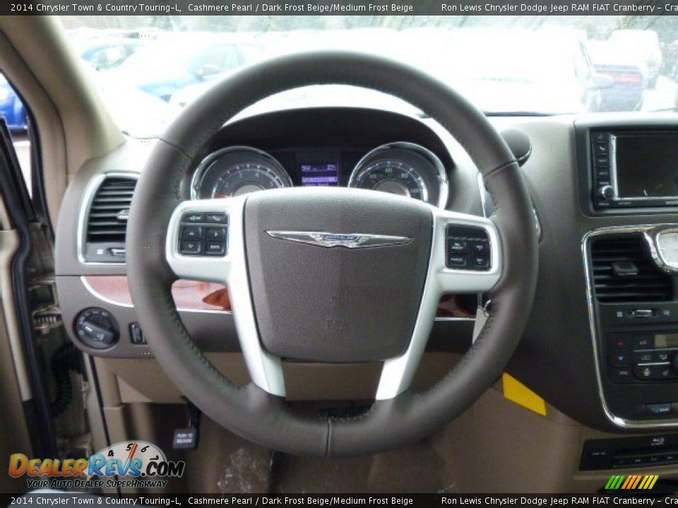 2014 Chrysler Town & Country Touring-L Cashmere Pearl / Dark Frost Beige/Medium Frost Beige Photo #19