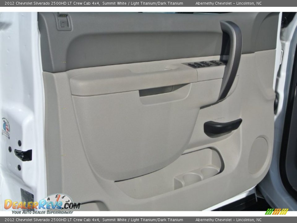 2012 Chevrolet Silverado 2500HD LT Crew Cab 4x4 Summit White / Light Titanium/Dark Titanium Photo #9