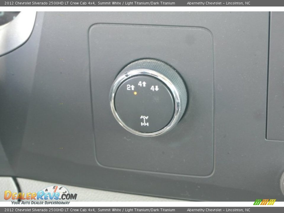 2012 Chevrolet Silverado 2500HD LT Crew Cab 4x4 Summit White / Light Titanium/Dark Titanium Photo #13