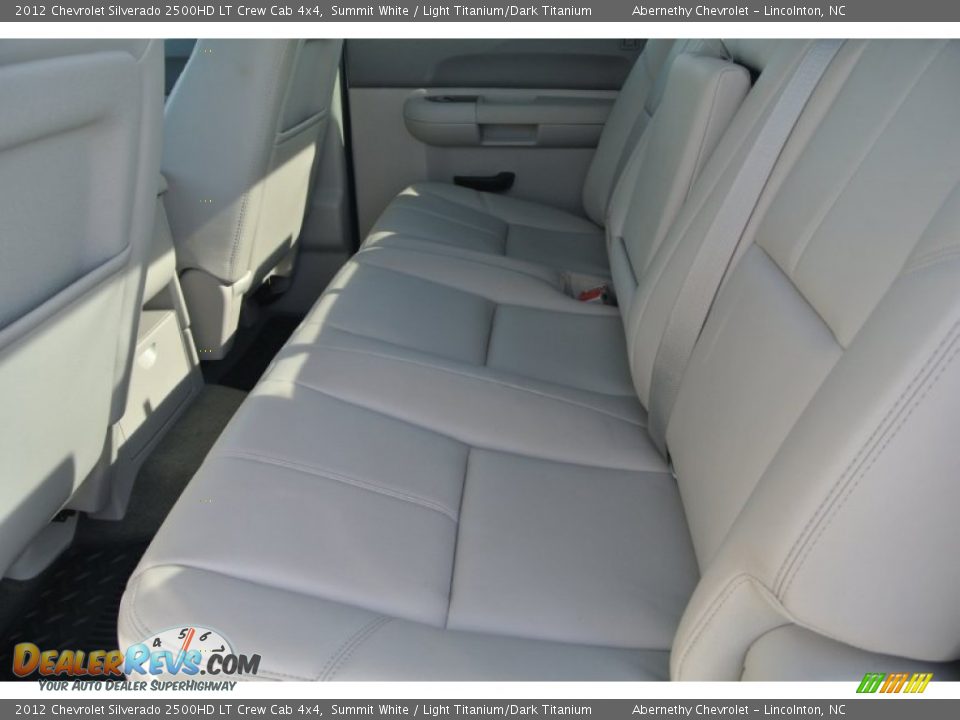 2012 Chevrolet Silverado 2500HD LT Crew Cab 4x4 Summit White / Light Titanium/Dark Titanium Photo #16