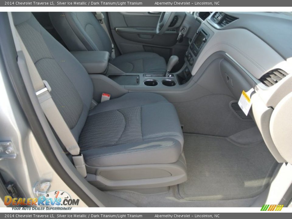 2014 Chevrolet Traverse LS Silver Ice Metallic / Dark Titanium/Light Titanium Photo #16