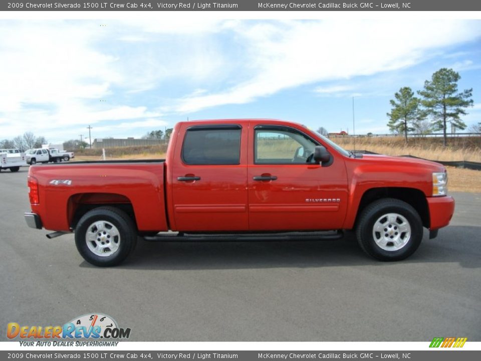 2009 Chevrolet Silverado 1500 LT Crew Cab 4x4 Victory Red / Light Titanium Photo #7