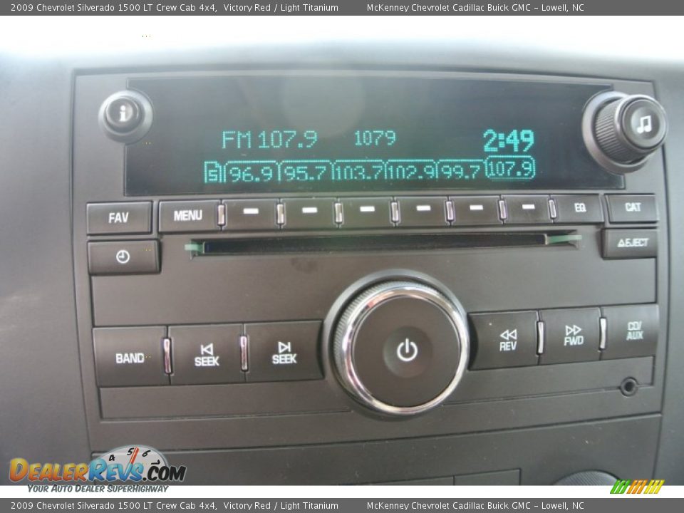 2009 Chevrolet Silverado 1500 LT Crew Cab 4x4 Victory Red / Light Titanium Photo #11