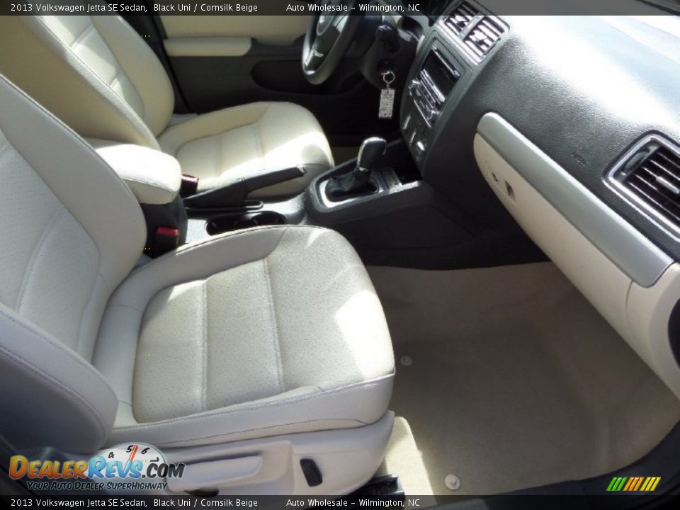 2013 Volkswagen Jetta SE Sedan Black Uni / Cornsilk Beige Photo #13