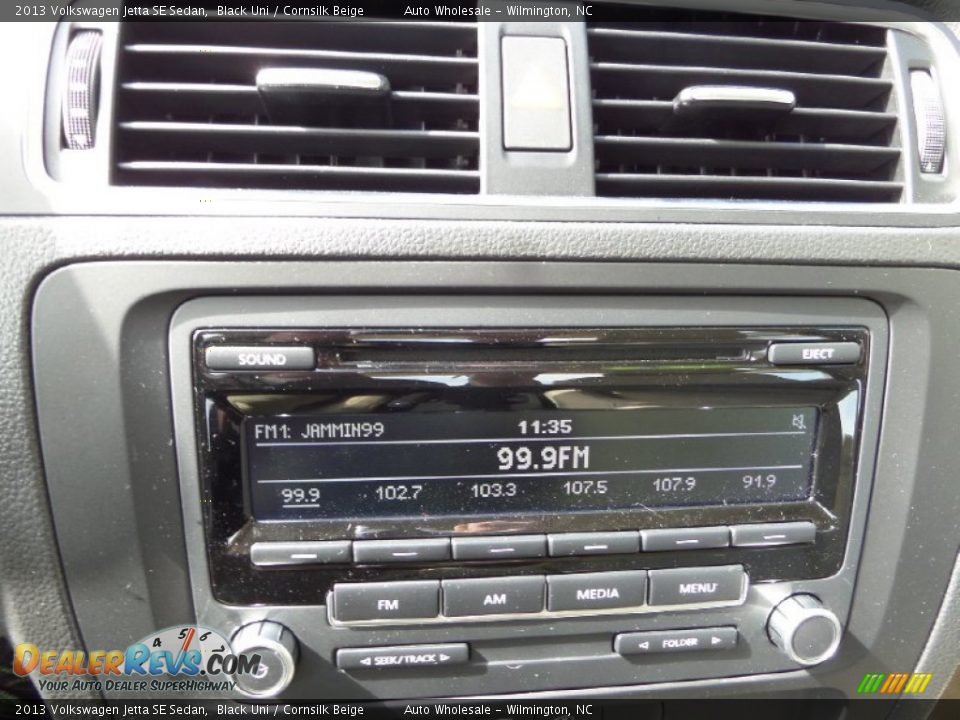 2013 Volkswagen Jetta SE Sedan Black Uni / Cornsilk Beige Photo #17