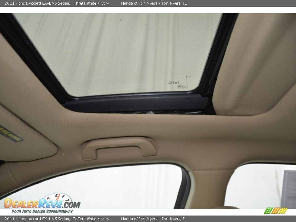 2011 Honda Accord EX-L V6 Sedan Taffeta White / Ivory Photo #14