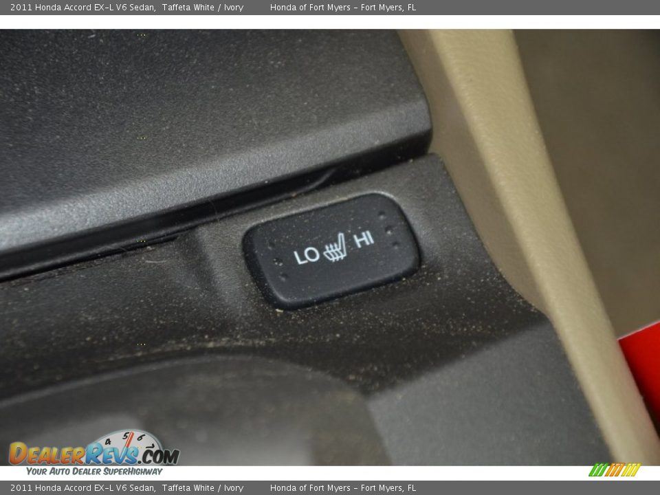 2011 Honda Accord EX-L V6 Sedan Taffeta White / Ivory Photo #17