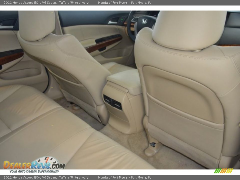 2011 Honda Accord EX-L V6 Sedan Taffeta White / Ivory Photo #28