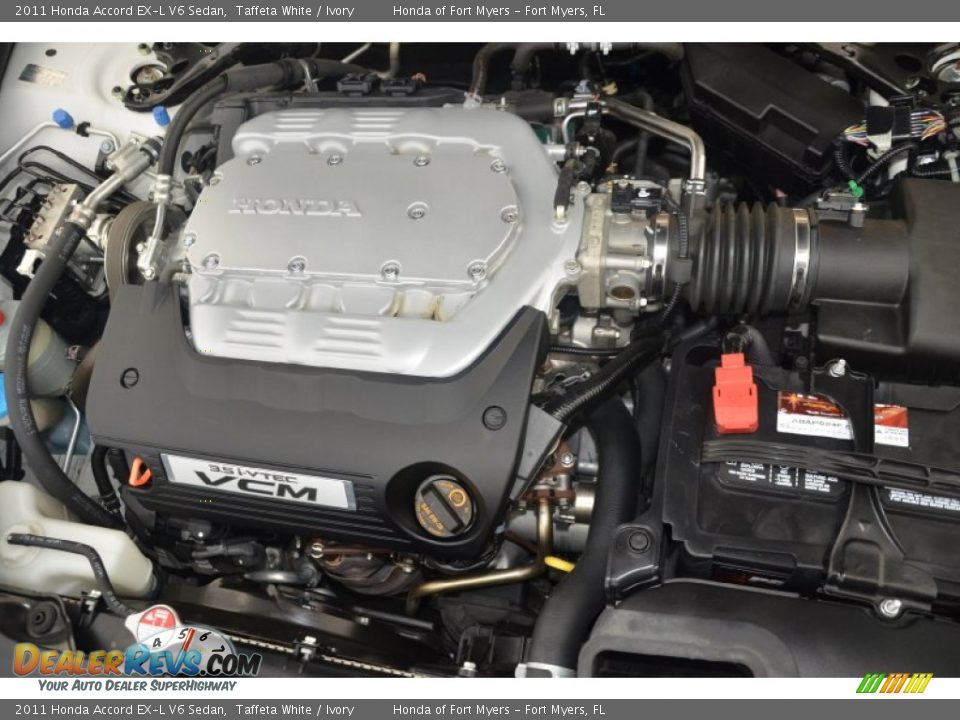 2011 Honda Accord EX-L V6 Sedan Taffeta White / Ivory Photo #32