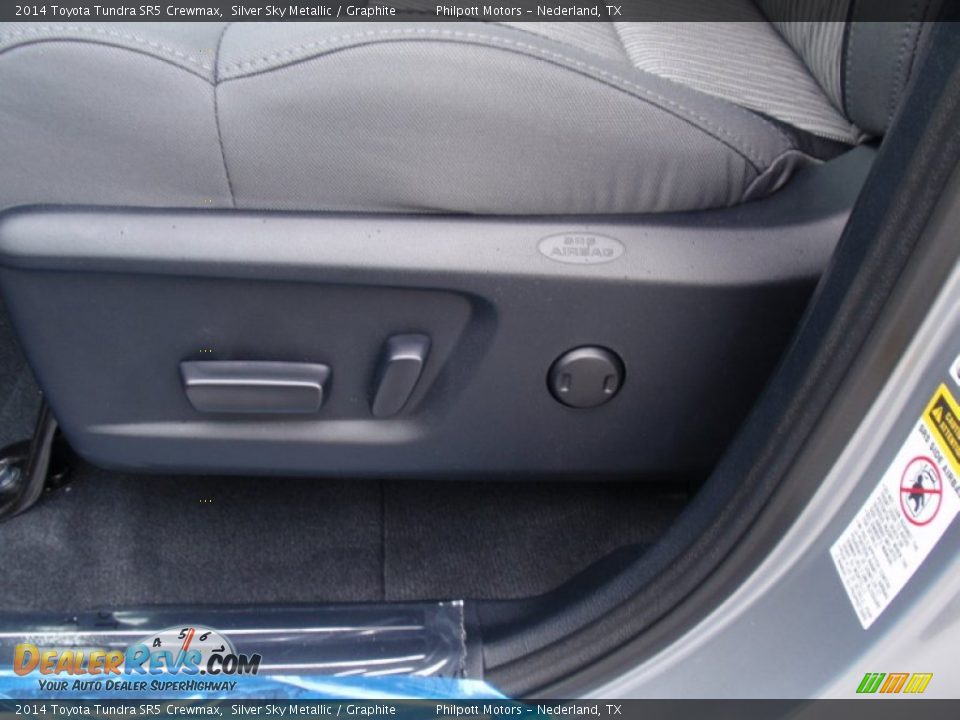 2014 Toyota Tundra SR5 Crewmax Silver Sky Metallic / Graphite Photo #28