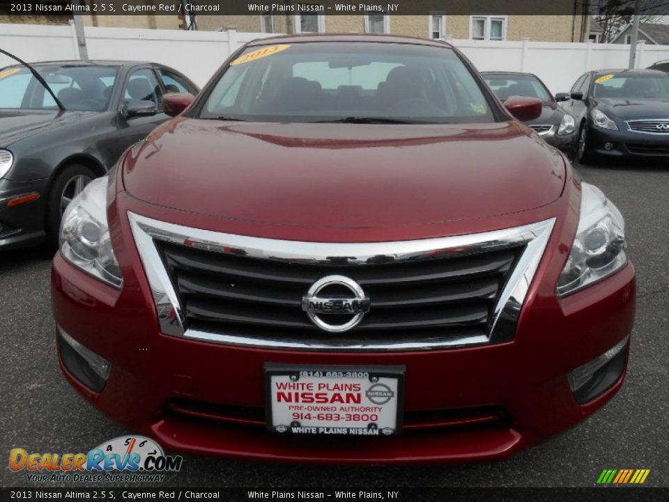 2013 Nissan Altima 2.5 S Cayenne Red / Charcoal Photo #2