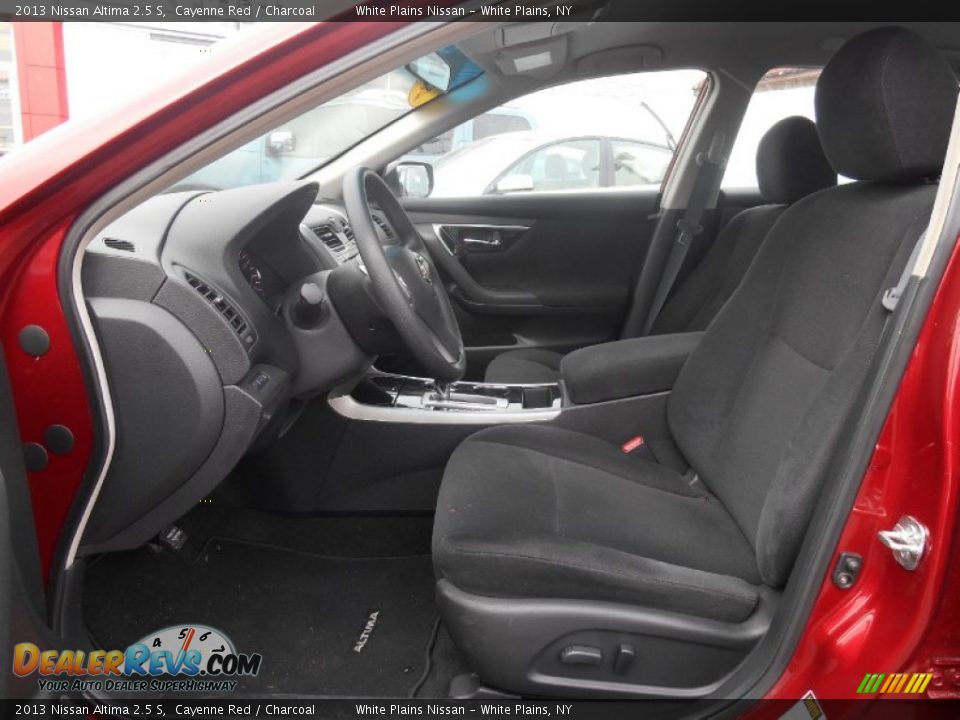 2013 Nissan Altima 2.5 S Cayenne Red / Charcoal Photo #14