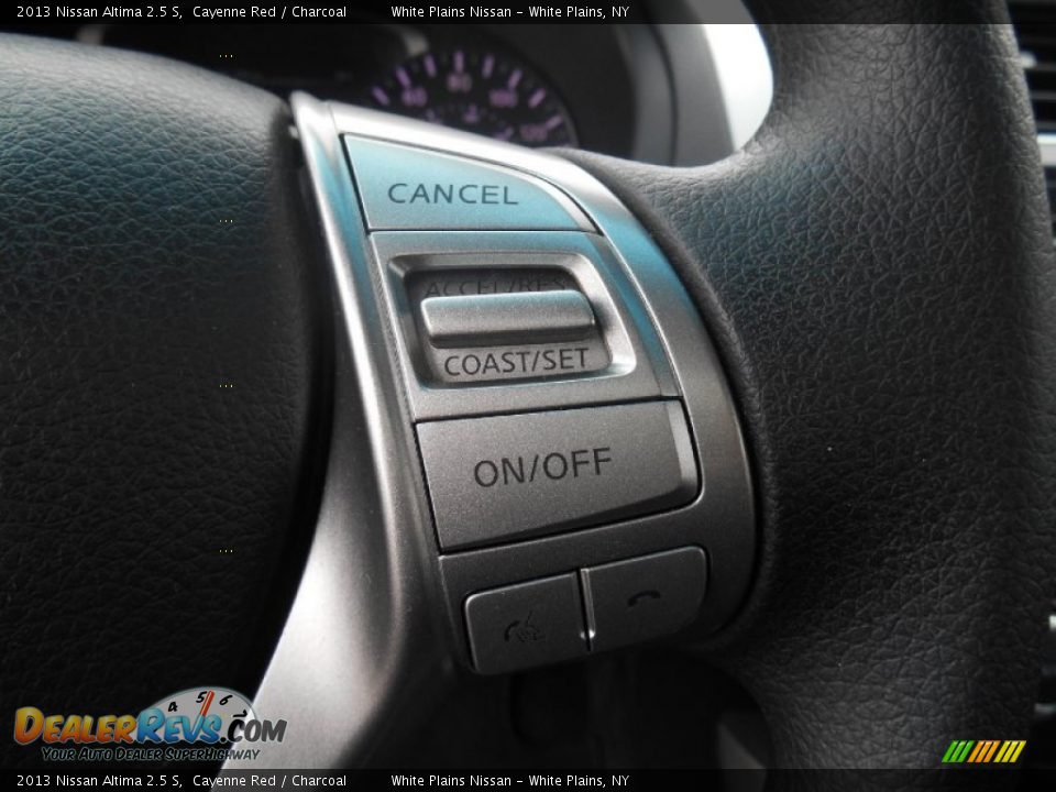 2013 Nissan Altima 2.5 S Cayenne Red / Charcoal Photo #18