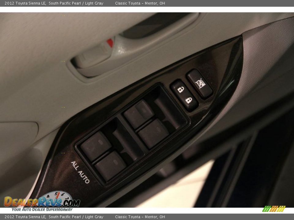 2012 Toyota Sienna LE South Pacific Pearl / Light Gray Photo #5