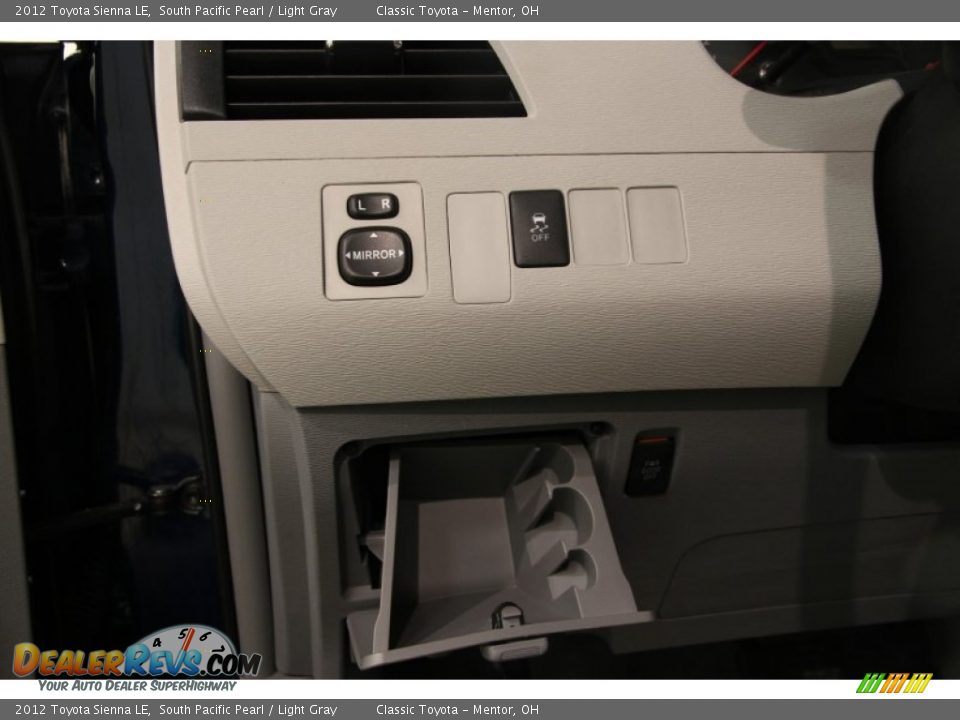 2012 Toyota Sienna LE South Pacific Pearl / Light Gray Photo #7