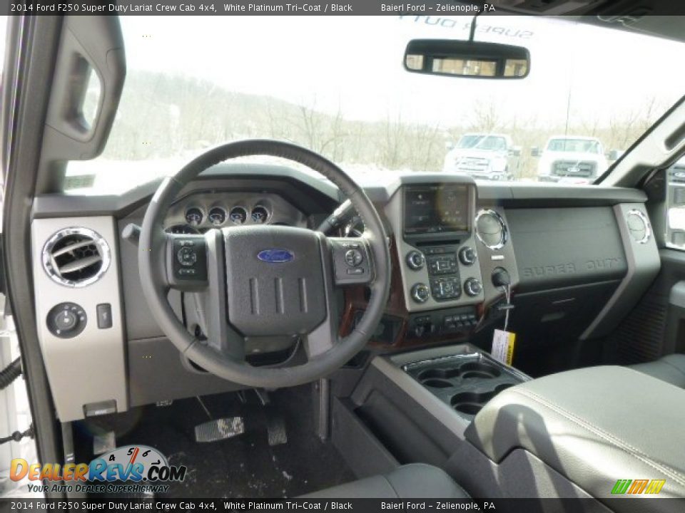 2014 Ford F250 Super Duty Lariat Crew Cab 4x4 White Platinum Tri-Coat / Black Photo #12