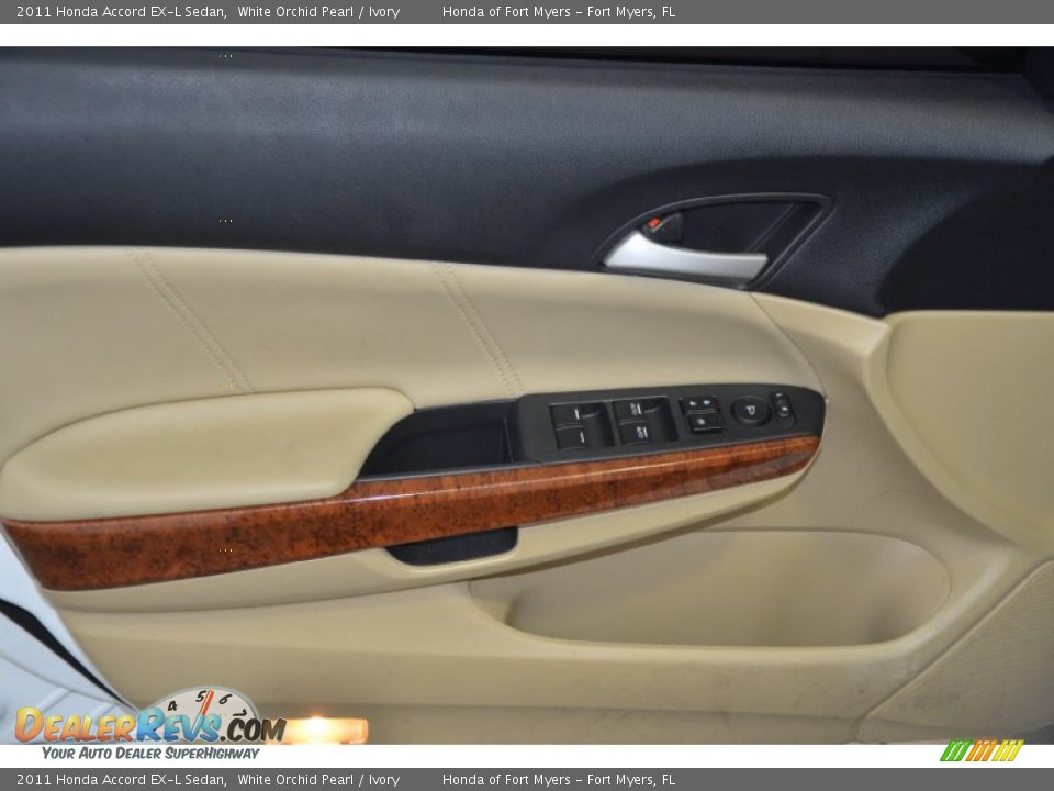 2011 Honda Accord EX-L Sedan White Orchid Pearl / Ivory Photo #5