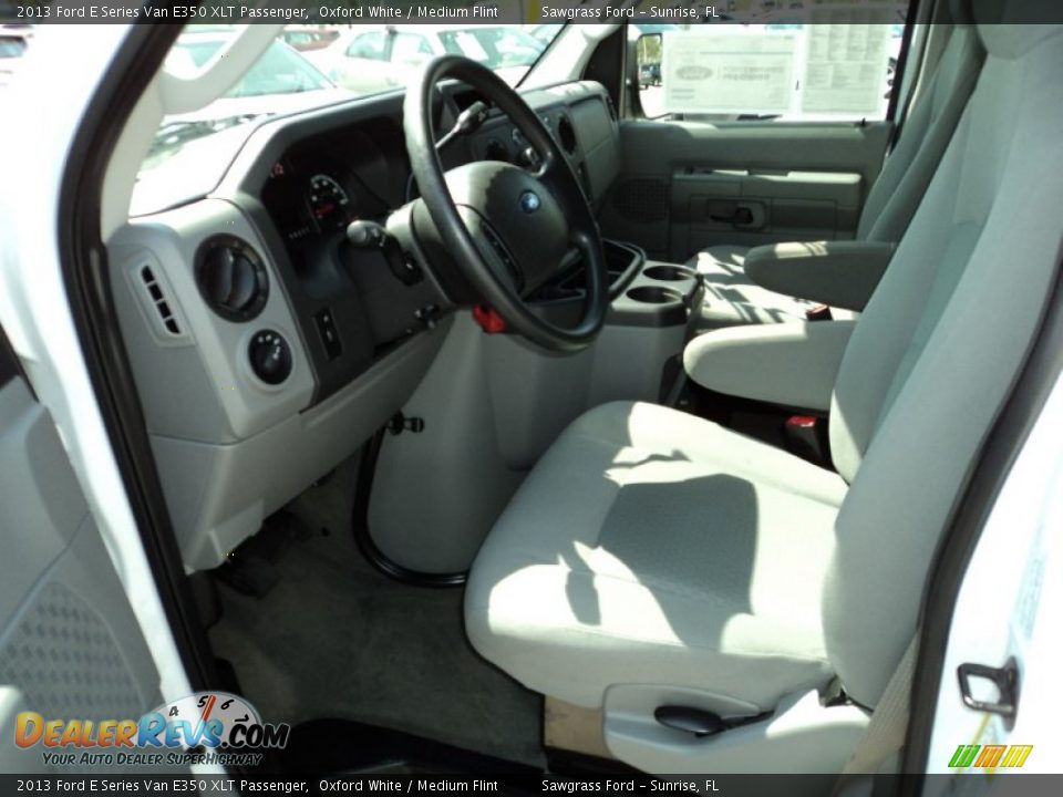 2013 Ford E Series Van E350 XLT Passenger Oxford White / Medium Flint Photo #17