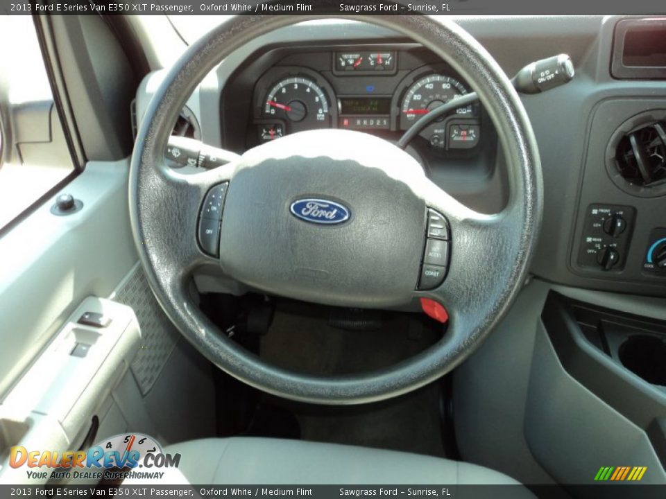 2013 Ford E Series Van E350 XLT Passenger Oxford White / Medium Flint Photo #25