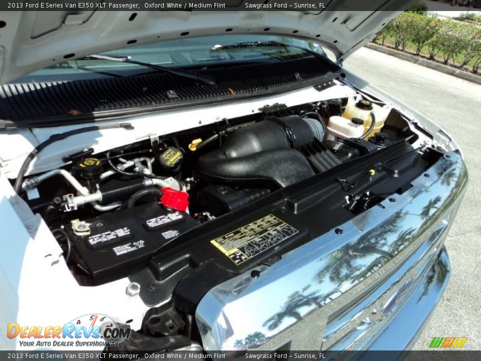 2013 Ford E Series Van E350 XLT Passenger Oxford White / Medium Flint Photo #31