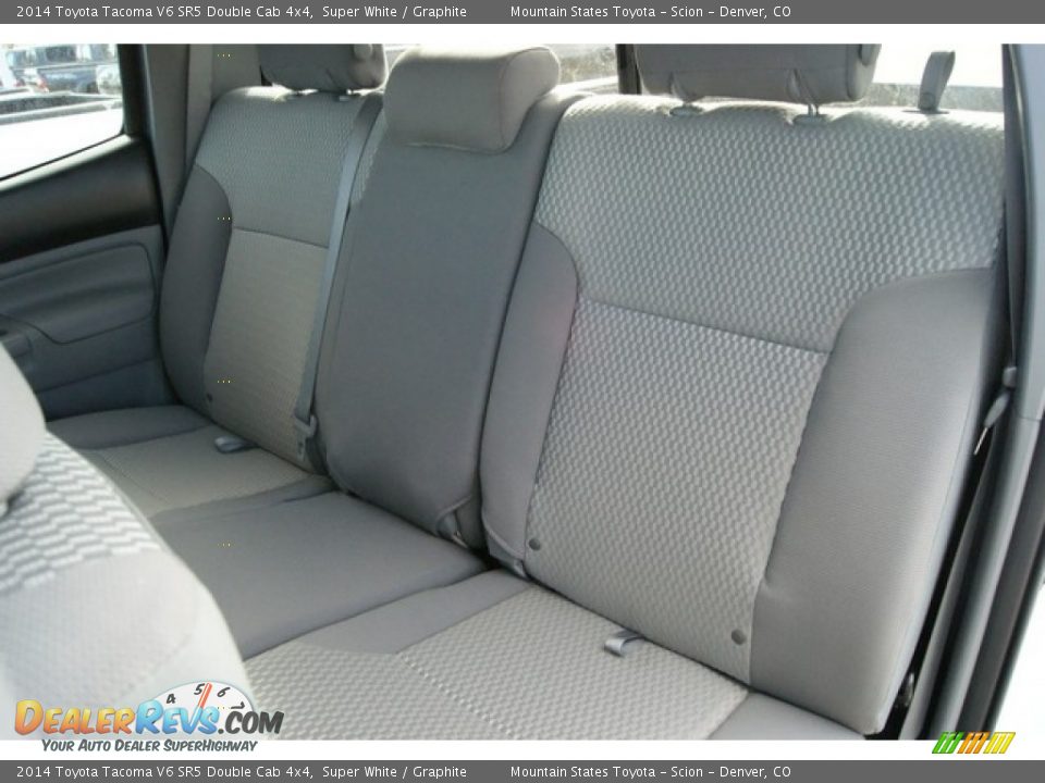2014 Toyota Tacoma V6 SR5 Double Cab 4x4 Super White / Graphite Photo #6