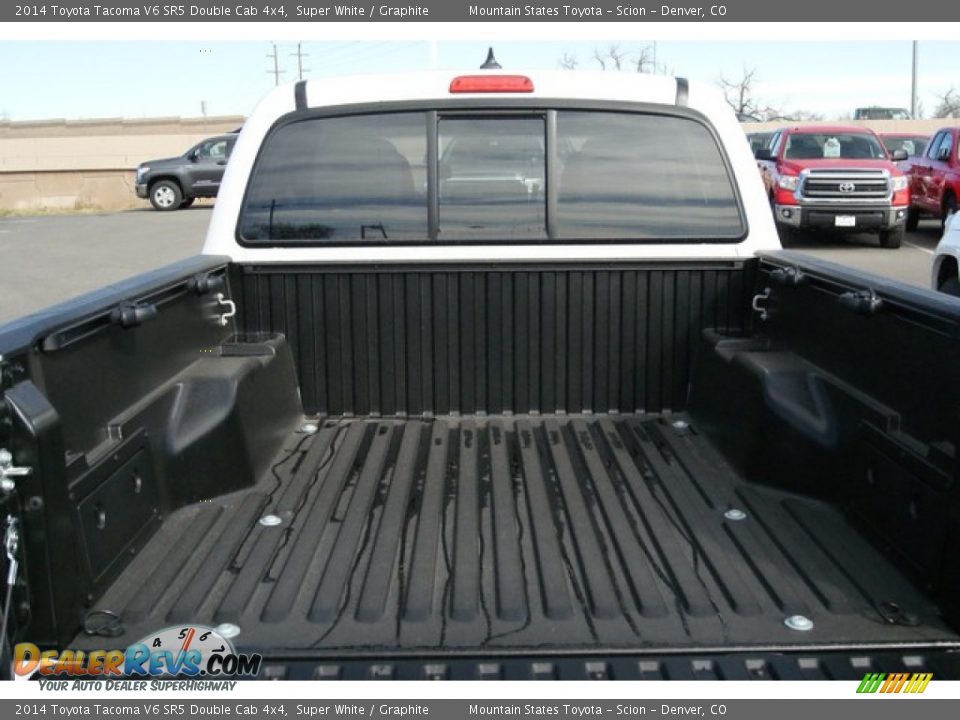 2014 Toyota Tacoma V6 SR5 Double Cab 4x4 Super White / Graphite Photo #8