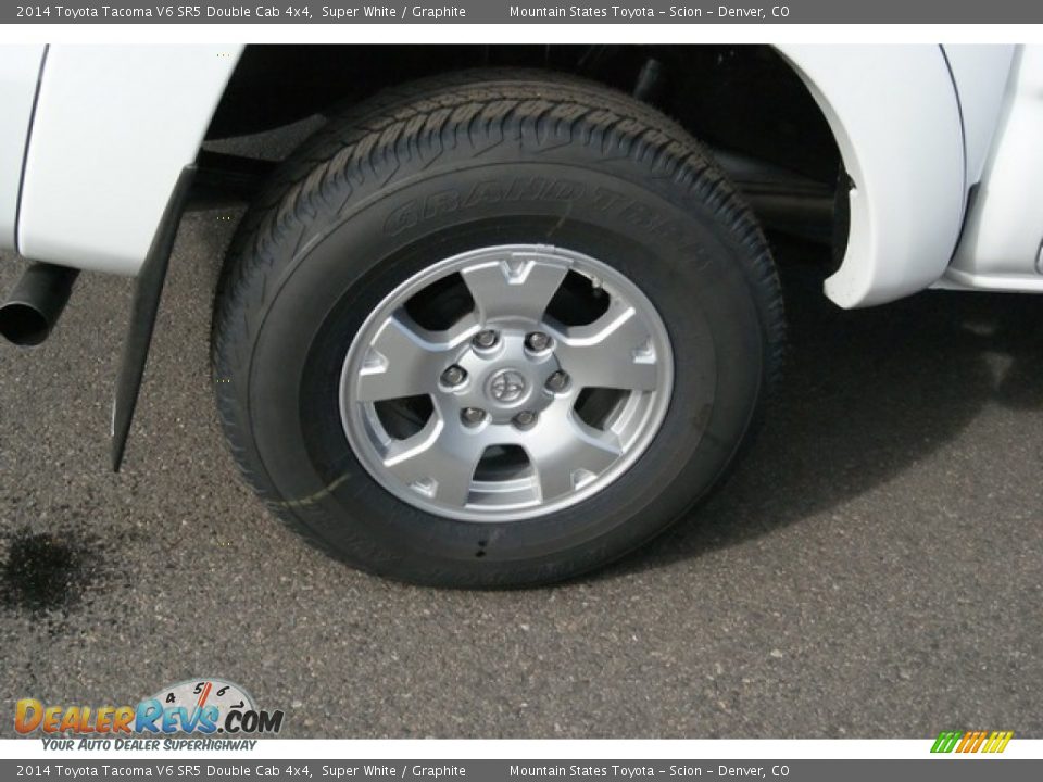 2014 Toyota Tacoma V6 SR5 Double Cab 4x4 Super White / Graphite Photo #9