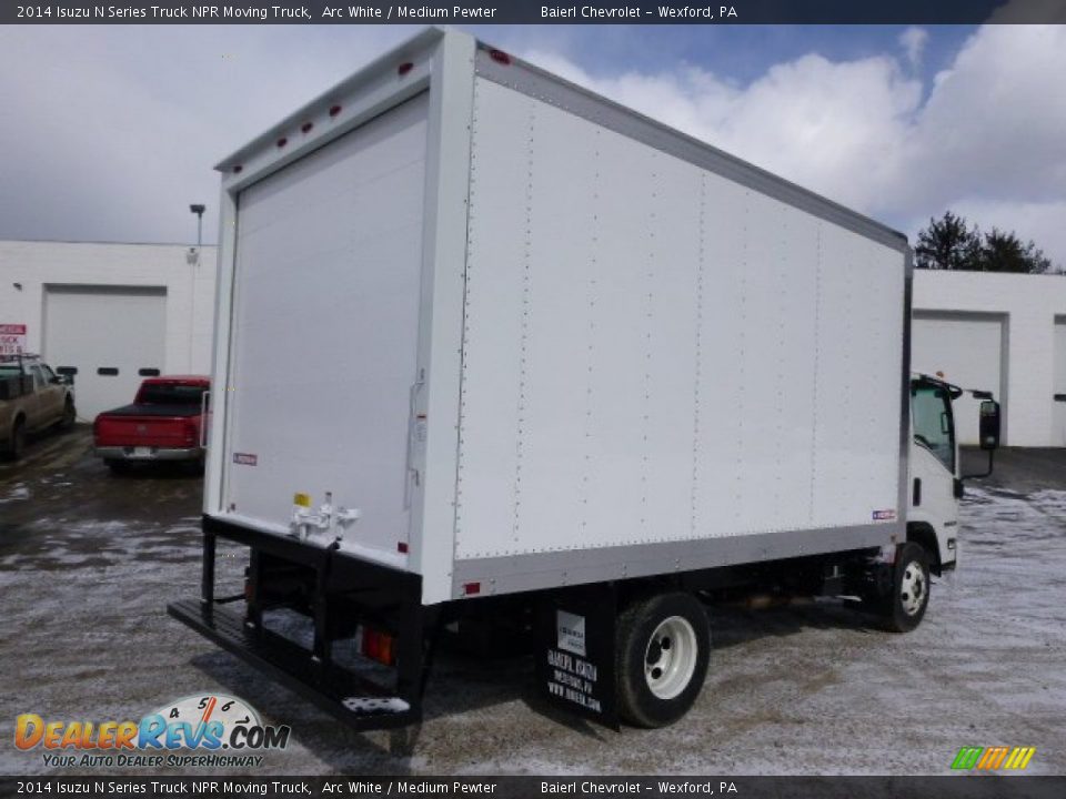 2014 Isuzu N Series Truck NPR Moving Truck Arc White / Medium Pewter Photo #6
