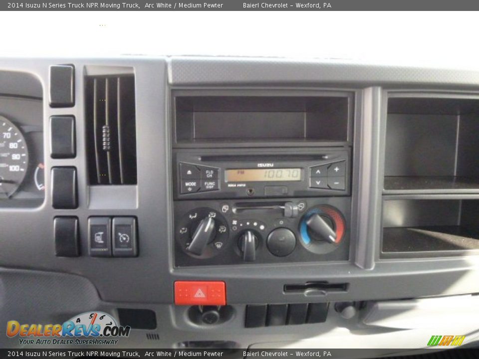 2014 Isuzu N Series Truck NPR Moving Truck Arc White / Medium Pewter Photo #15