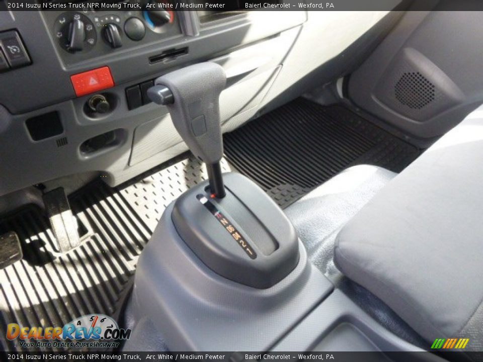 2014 Isuzu N Series Truck NPR Moving Truck Arc White / Medium Pewter Photo #16