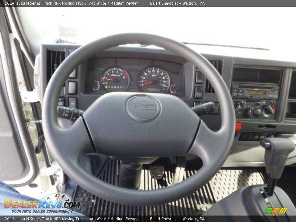 2014 Isuzu N Series Truck NPR Moving Truck Arc White / Medium Pewter Photo #18