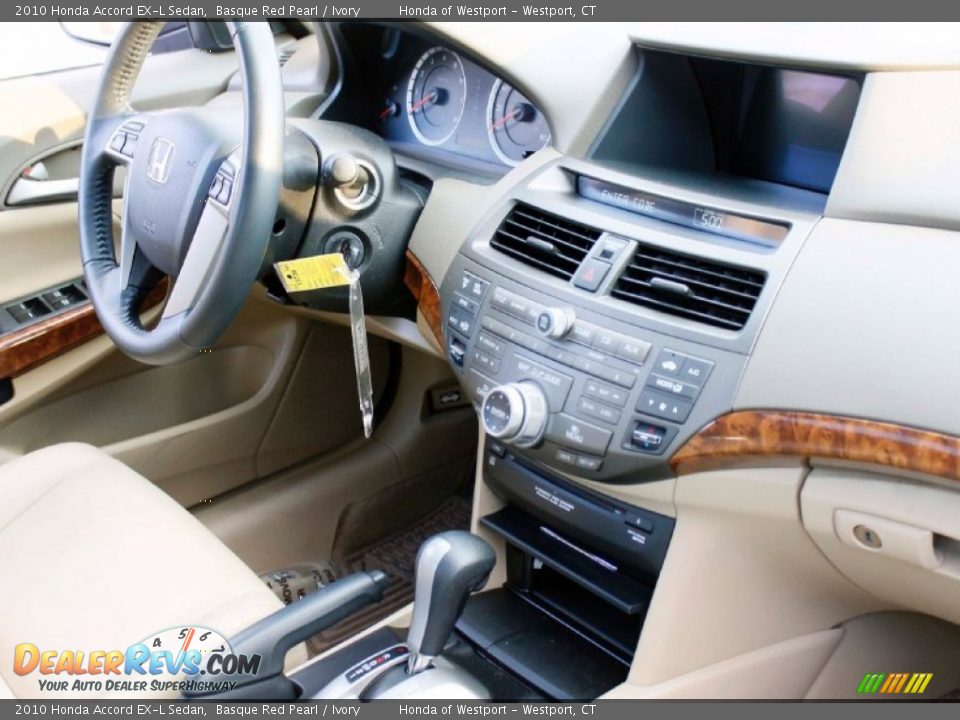 2010 Honda Accord EX-L Sedan Basque Red Pearl / Ivory Photo #16