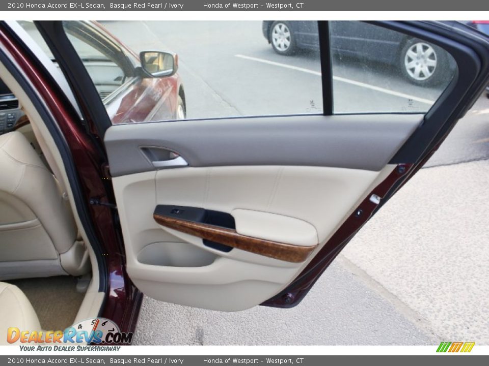 2010 Honda Accord EX-L Sedan Basque Red Pearl / Ivory Photo #19